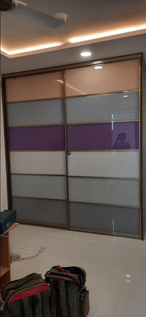 top-lacquer-glass-wardrobes-designs-dealers-manufacturers-in-noida-greater-noida-india